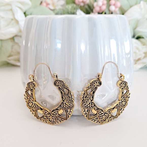 💖2/$30 Boho Hoop brass tribal gypsy cut out large Filigree drop earrings - Picture 4 of 16